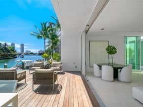 1011 W 48th St 8, Miami Beach FL 33140