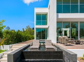 1011 W 48th St 8, Miami Beach FL 33140