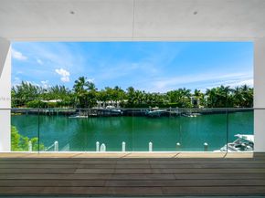 1011 W 48th St 8, Miami Beach FL 33140