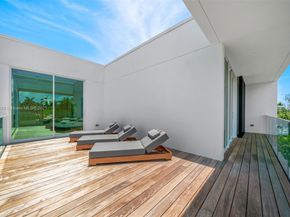 1011 W 48th St 8, Miami Beach FL 33140