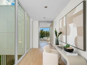 1011 W 48th St 8, Miami Beach FL 33140
