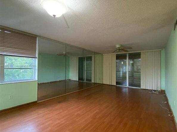 9420 Tangerine Pl 407, Davie FL 33324