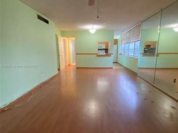9420 Tangerine Pl