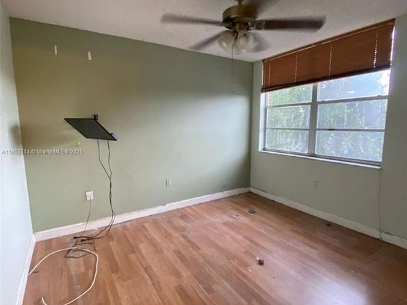 9420 Tangerine Pl 407, Davie FL 33324