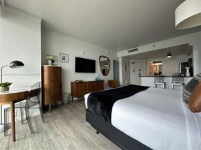 2889 Mcfarlane Rd 2008, Miami FL 33133