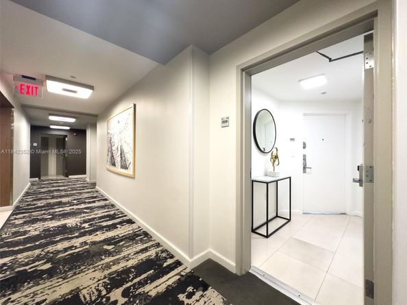 2889 Mcfarlane Rd 2008, Miami FL 33133