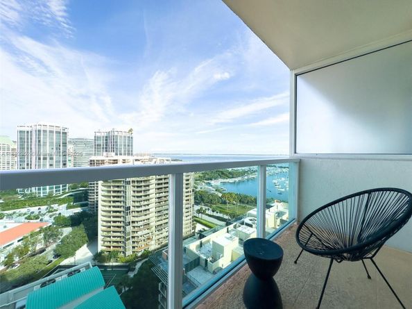 2889 Mcfarlane Rd 2008, Miami FL 33133