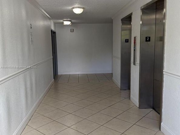 9001 SW 77th Ave C204, Miami FL 33156