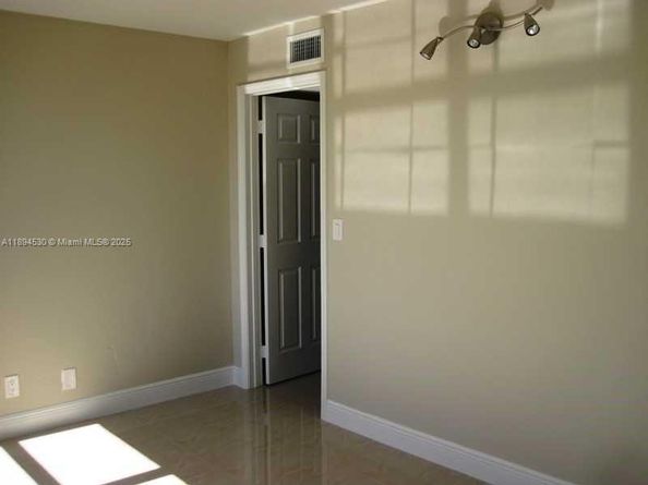 9001 SW 77th Ave C204, Miami FL 33156