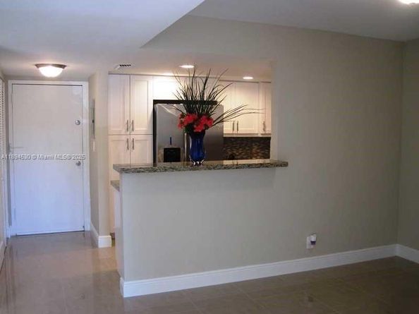 9001 SW 77th Ave C204, Miami FL 33156