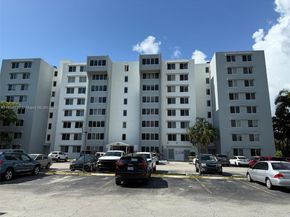 9001 SW 77th Ave C204, Miami FL 33156
