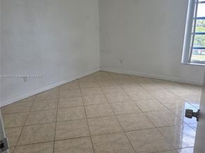 Undisclosed Address #A11907112, Miami FL 33172