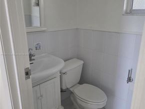 Undisclosed Address #A11907112, Miami FL 33172