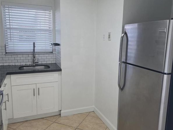 Undisclosed Address #A11907112, Miami FL 33172