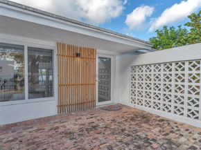 421 SW 18th St, Pompano Beach FL 33060