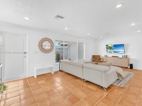 421 SW 18th St, Pompano Beach FL 33060