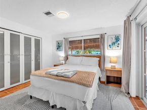 421 SW 18th St, Pompano Beach FL 33060