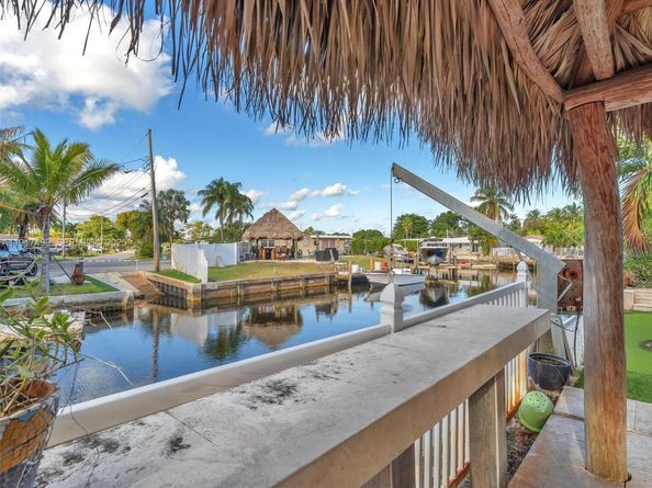 421 SW 18th St, Pompano Beach FL 33060