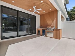 804 NE 16th Ter, Fort Lauderdale FL 33304