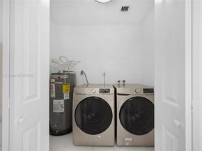 324 SW 16th Ter, Homestead FL 33030