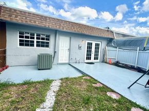 3947 NW 207th St Rd, Miami Gardens FL 33055