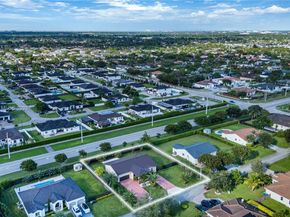 13261 SW 216th Ter, Miami FL 33170