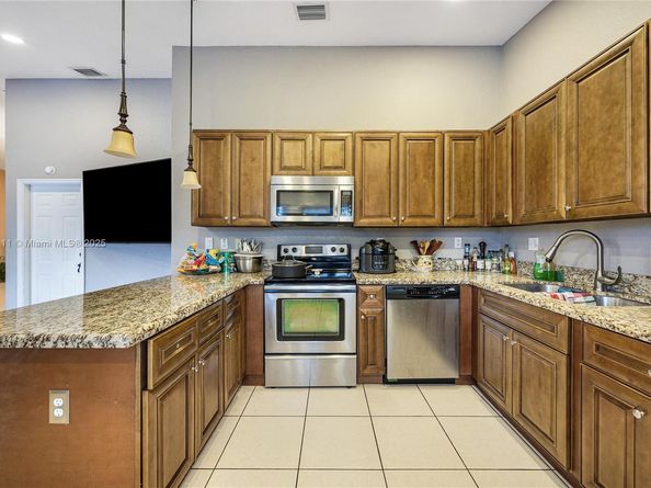 13261 SW 216th Ter, Miami FL 33170