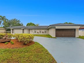 5526 Plunkett St, Hollywood FL 33021