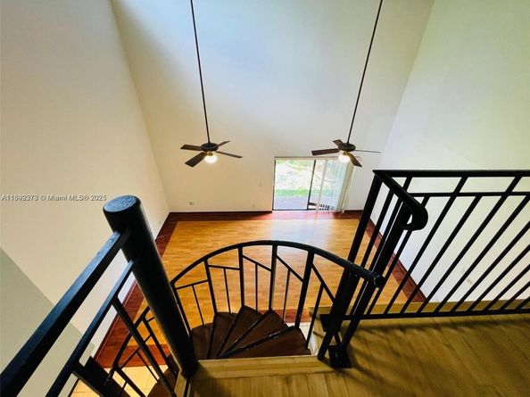 3911 Farragut St 3911, Hollywood FL 33021