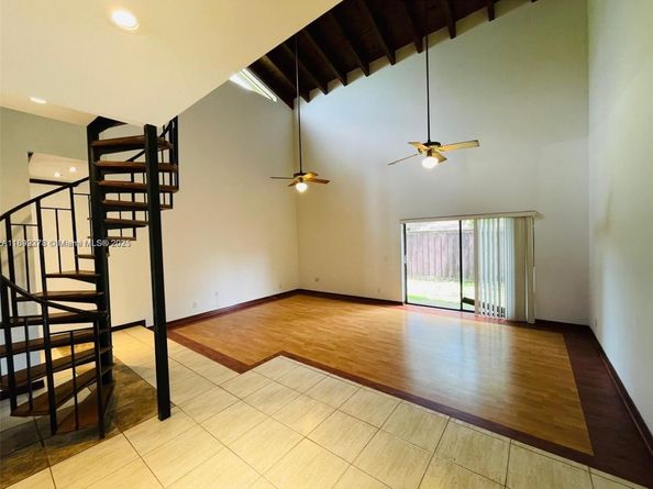 3911 Farragut St 3911, Hollywood FL 33021