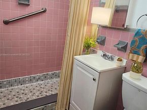 3245 SW 88th Ct, Miami FL 33165