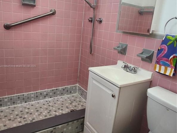 3245 SW 88th Ct, Miami FL 33165