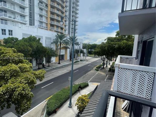 777 SW 9th Ave 314, Miami FL 33130