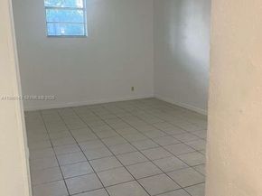 4550 NW 9th St 114E, Miami FL 33126