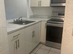 4550 NW 9th St 114E, Miami FL 33126