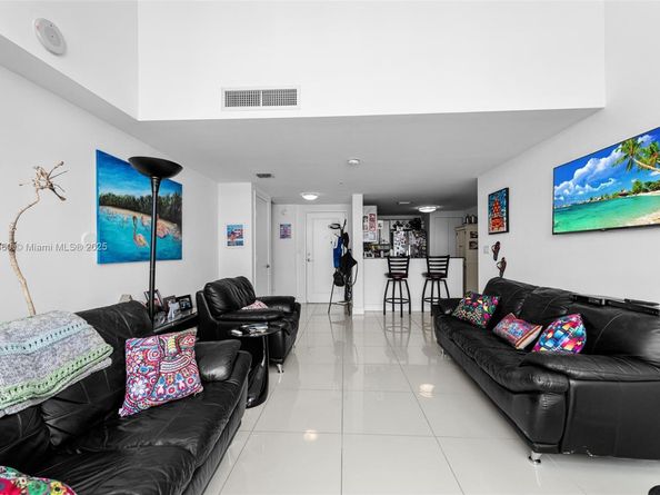 1861 NW S River Dr PH01, Miami FL 33125