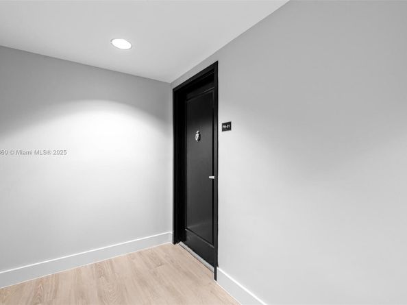 1861 NW S River Dr PH01, Miami FL 33125