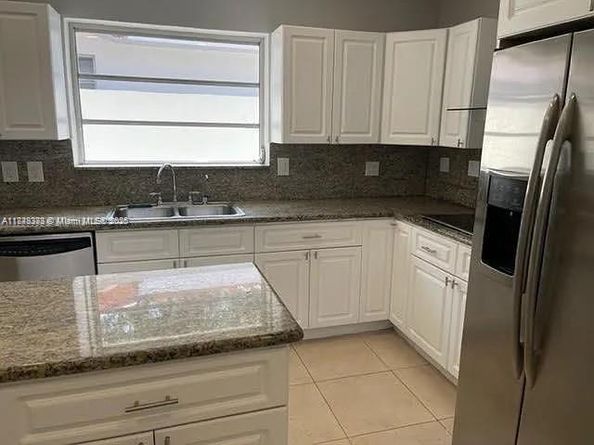 2710 SW 31st Ave, Miami FL 33133