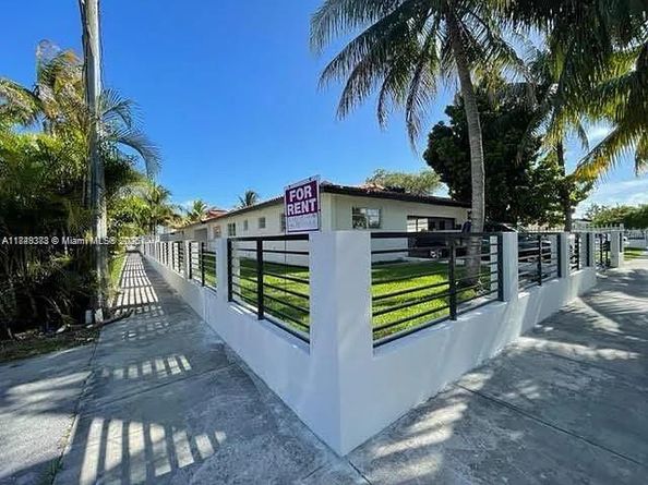2710 SW 31st Ave, Miami FL 33133