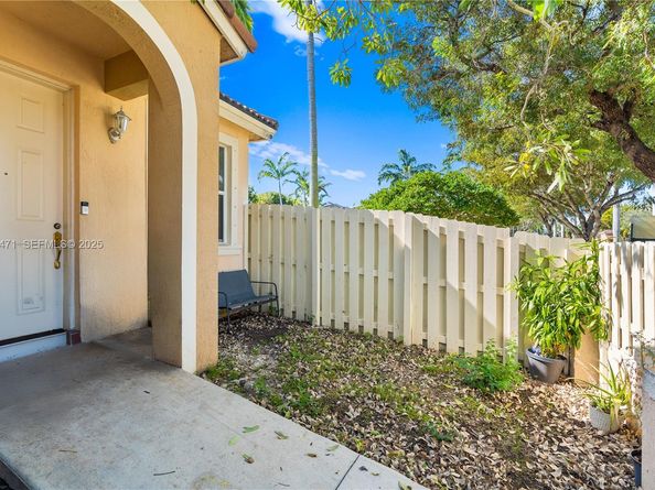 10997 SW 238th TER, Homestead FL 33032