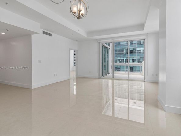 1155 Brickell Bay Dr PH202, Miami FL 33131