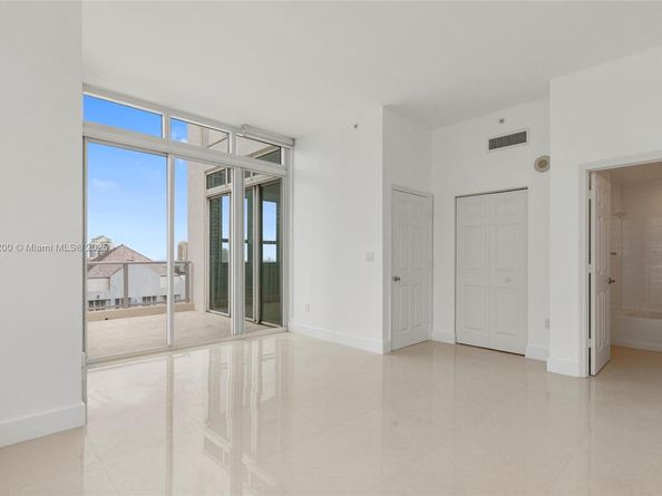 1155 Brickell Bay Dr PH202, Miami FL 33131
