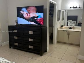 13050 SW 88th Ter N 106, Miami FL 33186