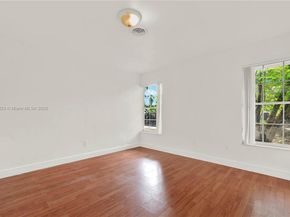 15831 Palmetto Club Dr, Miami FL 33157