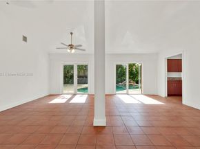 15831 Palmetto Club Dr, Miami FL 33157