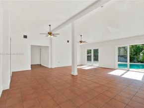 15831 Palmetto Club Dr, Miami FL 33157