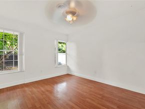 15831 Palmetto Club Dr, Miami FL 33157