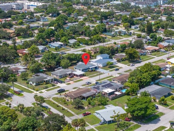 3820 NW 5th St, Lauderhill FL 33311