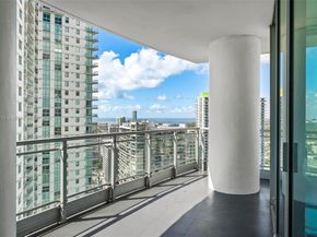 90 SW 3rd St 4009, Miami FL 33130