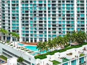 90 SW 3rd St 4009, Miami FL 33130
